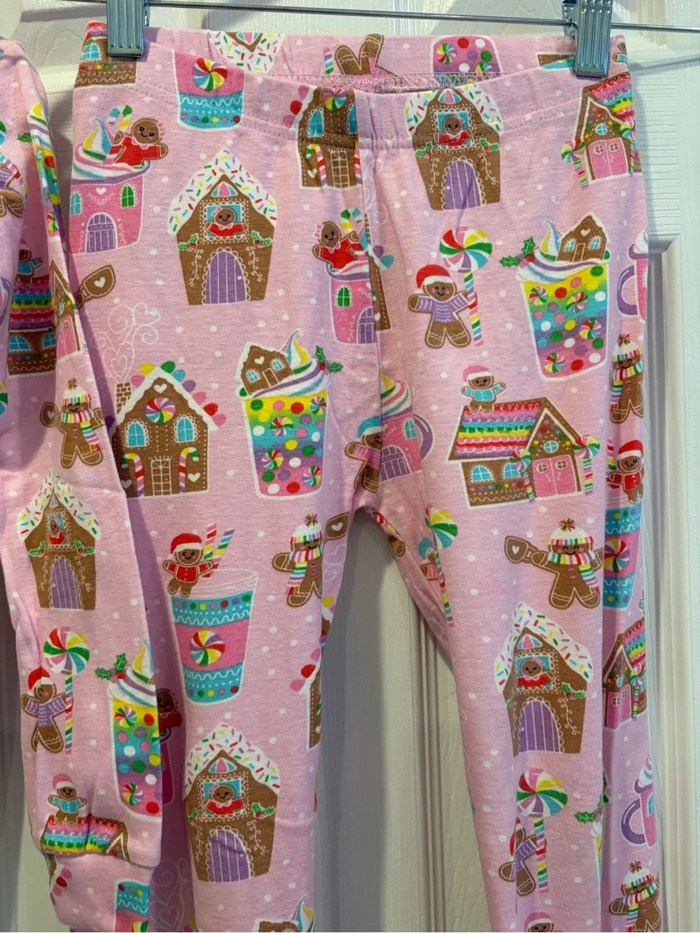 The Children’s Place Pink Gingerbread House Holiday Pajama Set 🍪🍭🏡🎄🎅🏻💖